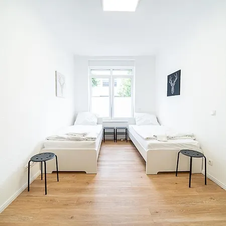 Dq01 - Monteurwohnung - Wlan - 5 Personen * Koblenz (Rhineland-Palatinate)